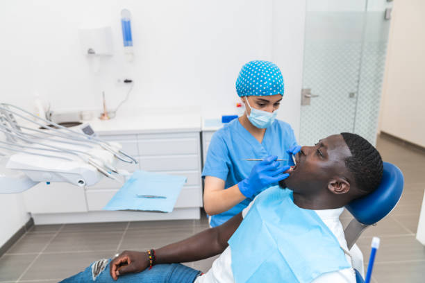 Best Emergency Dental Care for Broken or Chipped Teeth in Northbrook, IL